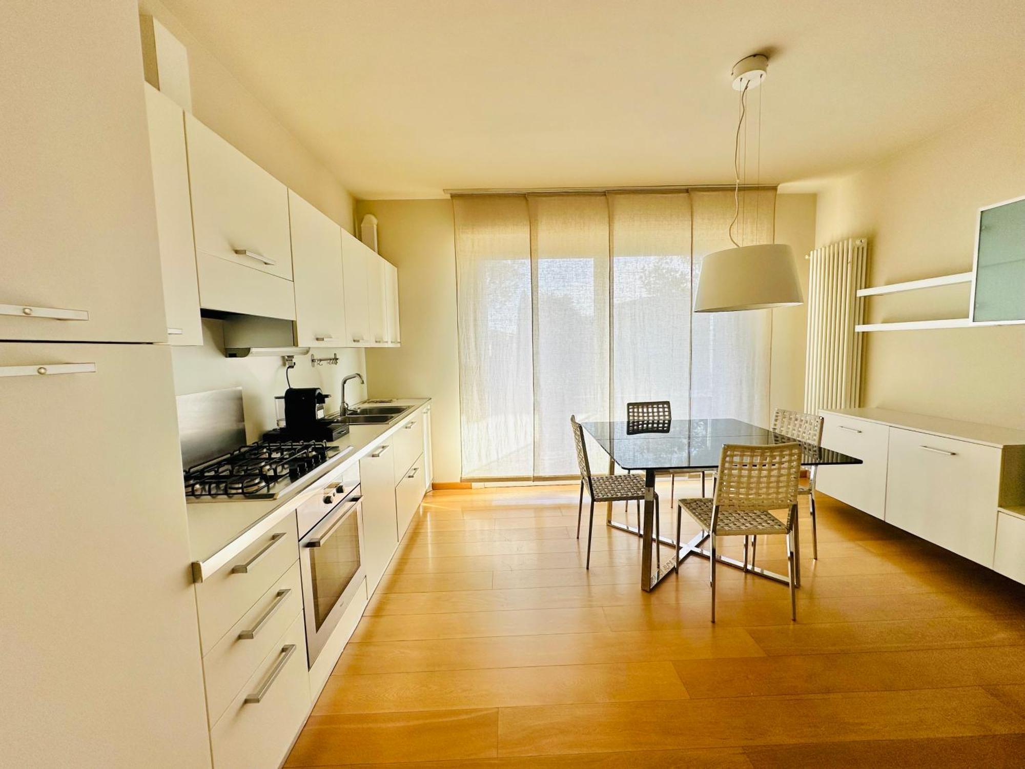 Sweet Apartment Desenzano del Garda